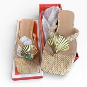 Katy Perry The Camie Shell Sandal Gold Size 5.5 New in Box!